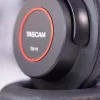 Tai Nghe Kiểm Âm Tascam Th-11